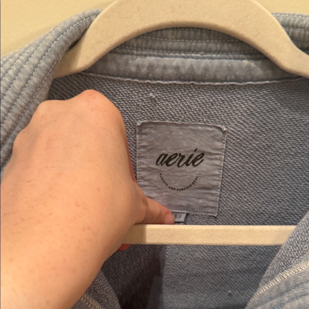 aerie Washed Light Blue Henley Pullover sweatshirt - Picture 2 of 3